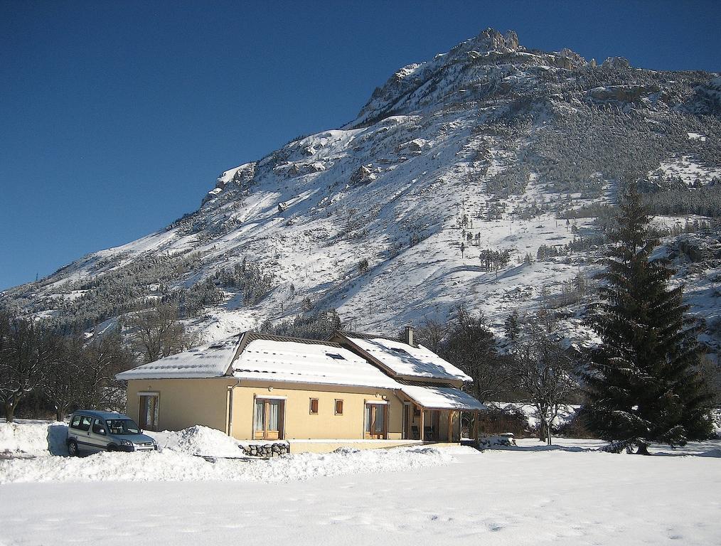Chambres D'Hotes La Pierre D'Oran L'Argentiere-la-Bessee Luaran gambar