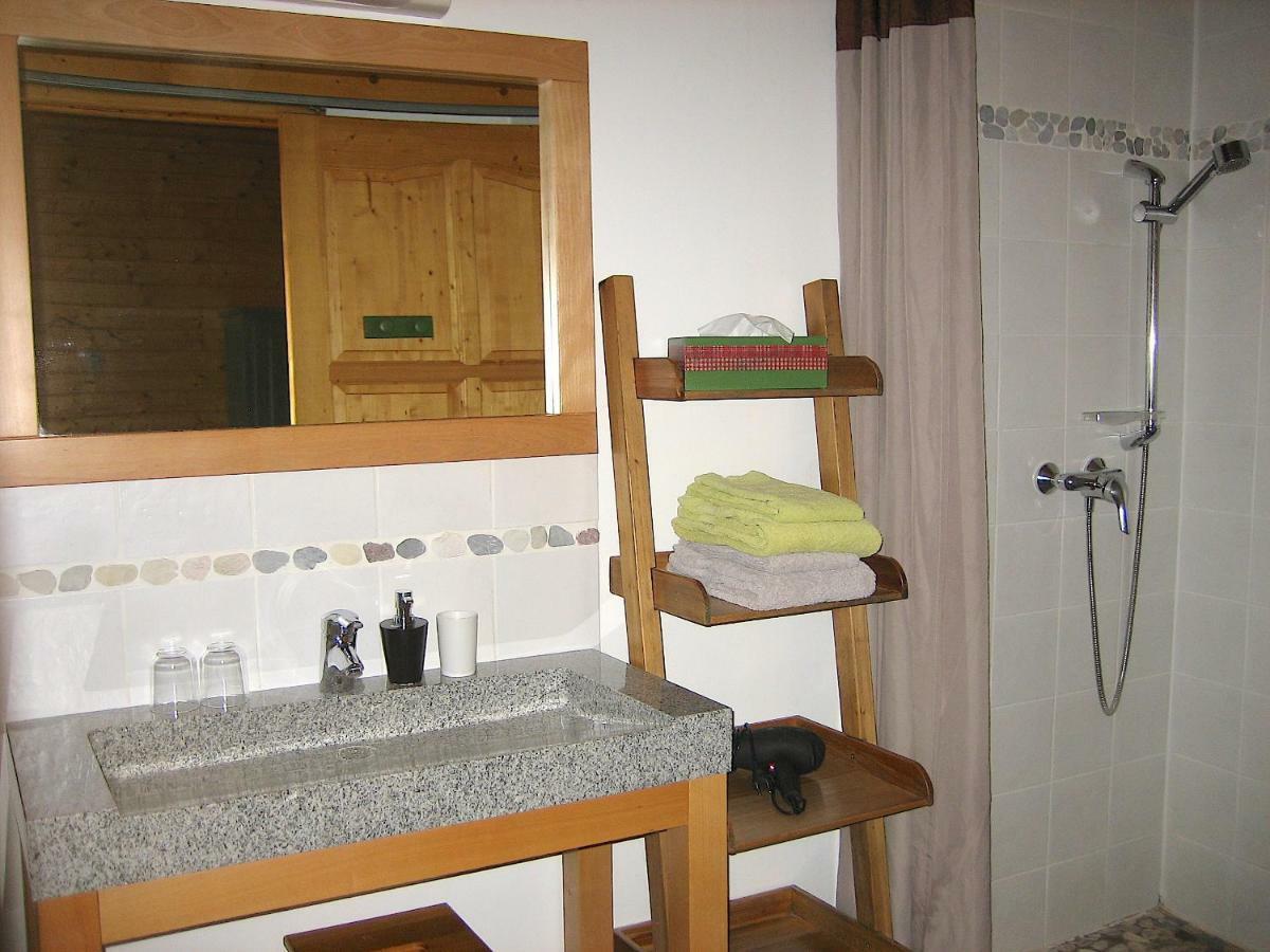 Chambres D'Hotes La Pierre D'Oran L'Argentiere-la-Bessee Luaran gambar