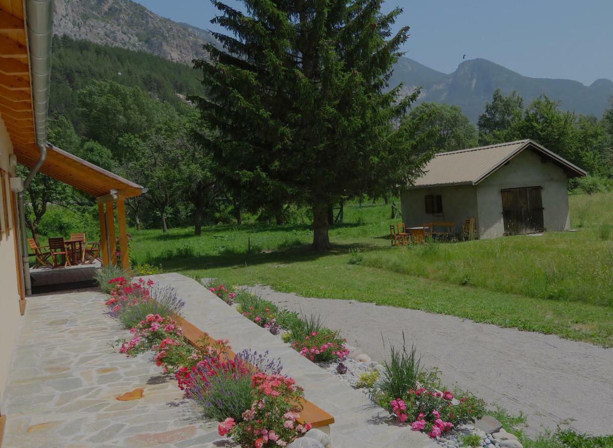 Chambres D'Hotes La Pierre D'Oran L'Argentiere-la-Bessee Luaran gambar